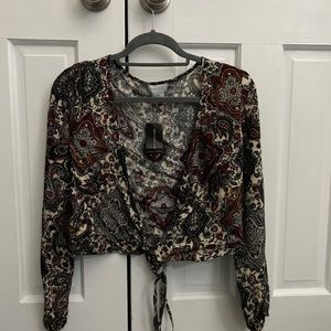 South moon under wrap top